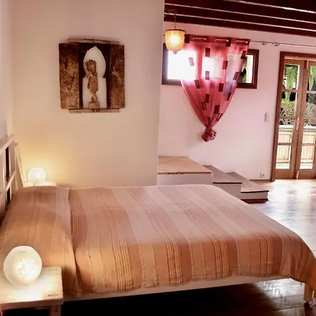 Casa Hibisco Mit Schoenem Garten By Interhome Lejlighed Uga
